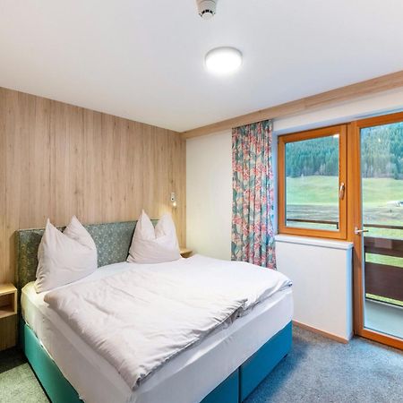 Lovely Apartment With Sauna Ski Storage Pool Terrace Wald im Pinzgau Exterior photo